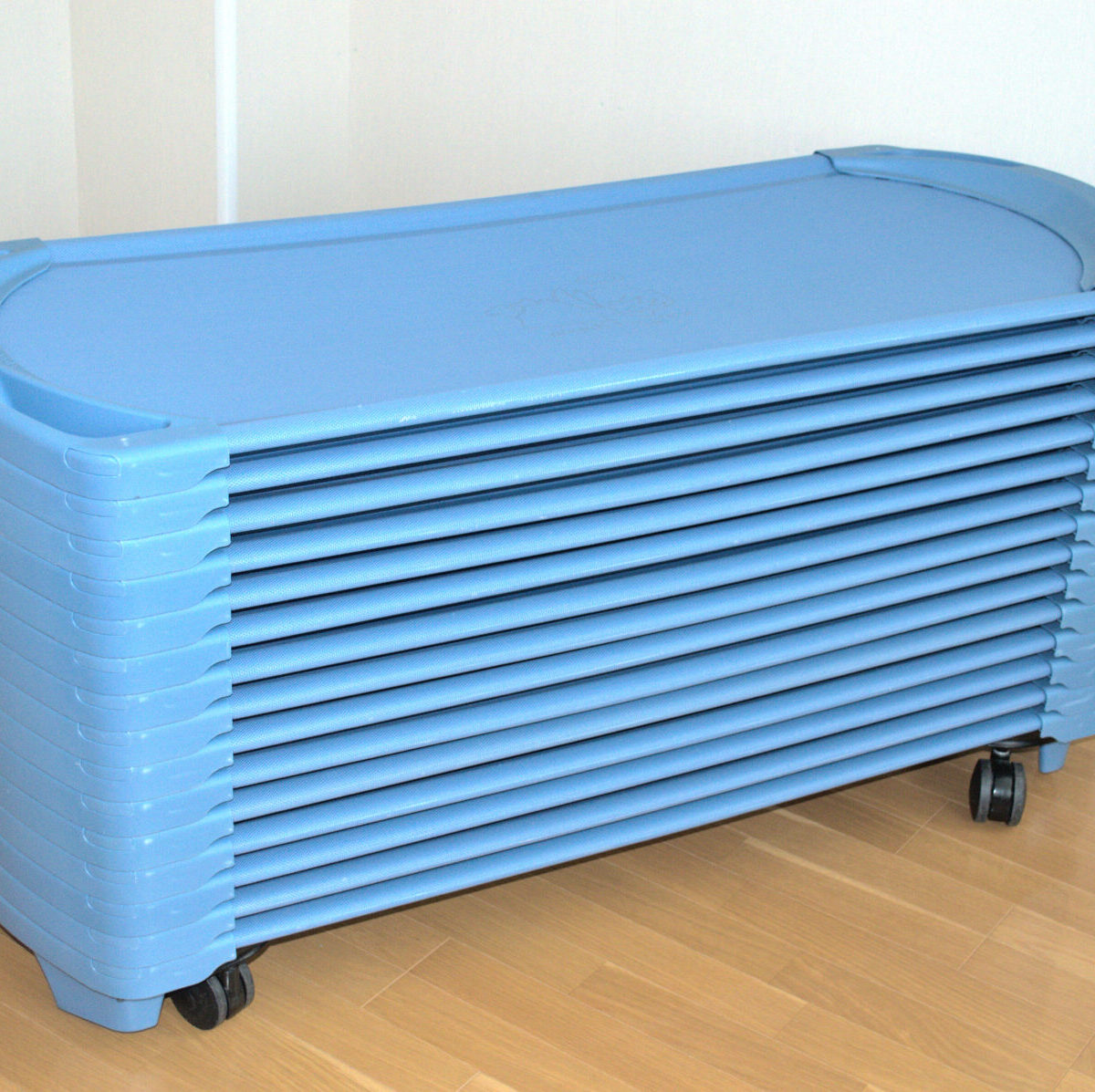 お昼寝ベッド(コットベッド) | 製品 | 寝具/家具家電レンタル・リース 